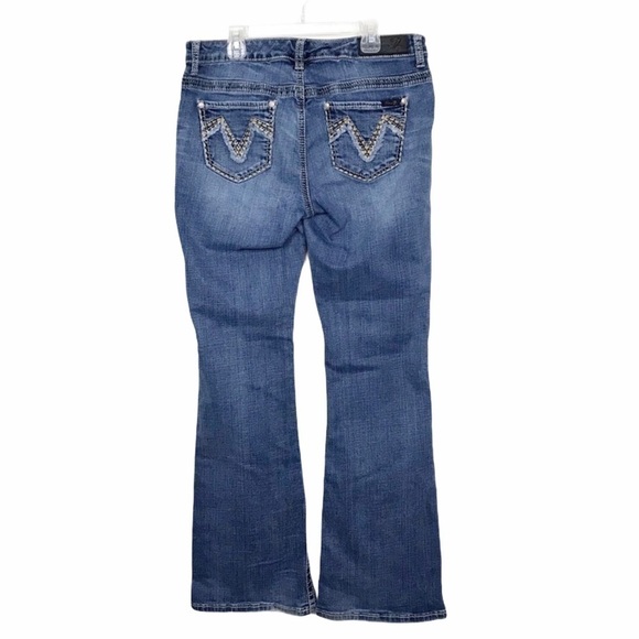 Seven7 Bootcut Distressed Jeans - Picture 2 of 10
